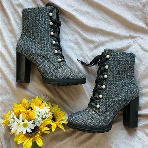 JustFab Booties - SZ: 11 - CL: Black/White